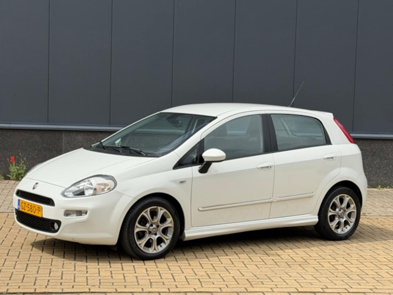 Fiat Punto Evo - 0.9 TwinAir Street 0.9 TwinAir Street - AutoWereld.nl