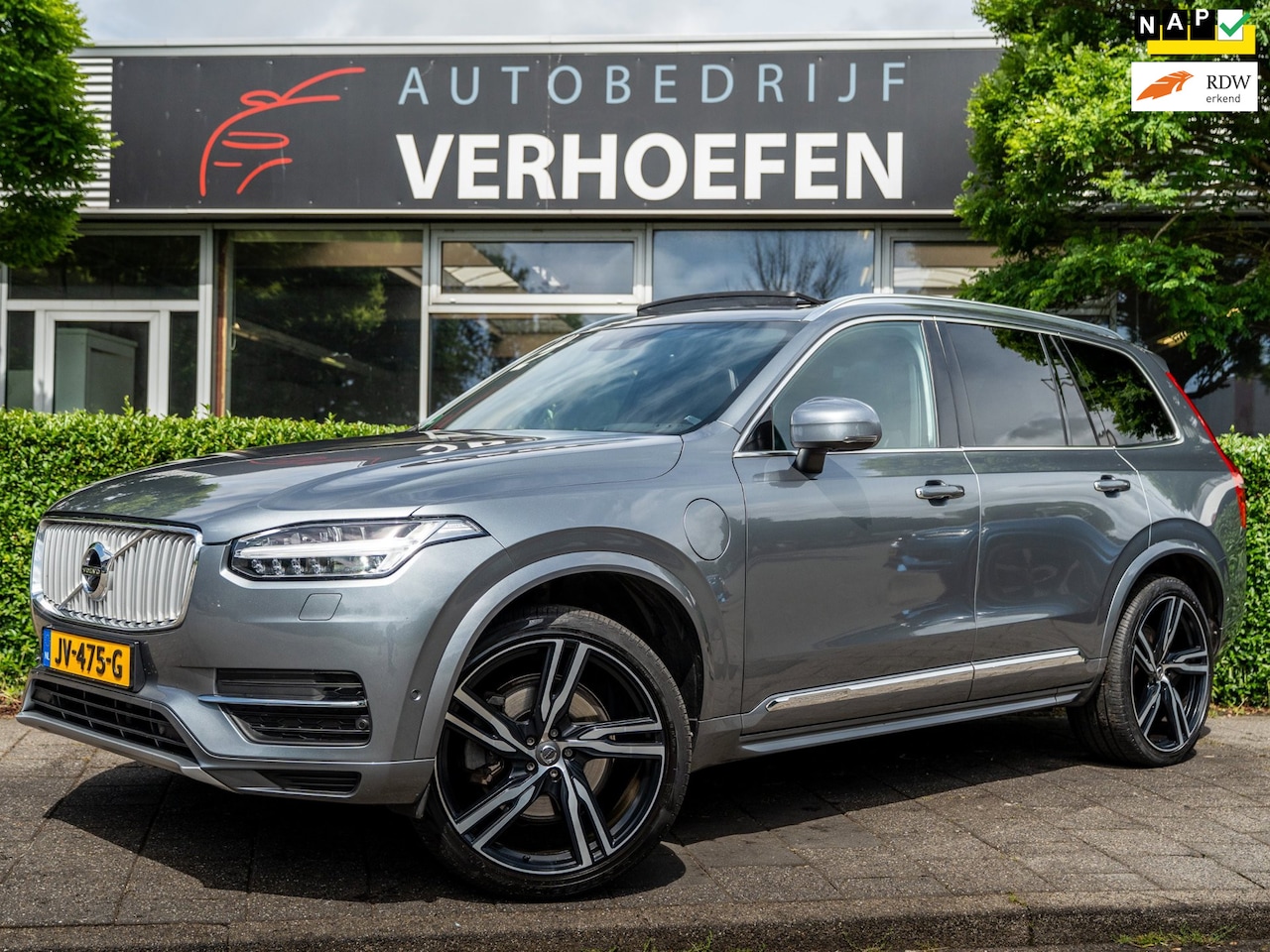 Volvo XC90 - 2.0 T8 Twin Engine AWD Inscription - 7 PERS - PANORAMA - 360 CAMERA - LUCHTVERING - ELEC T - AutoWereld.nl