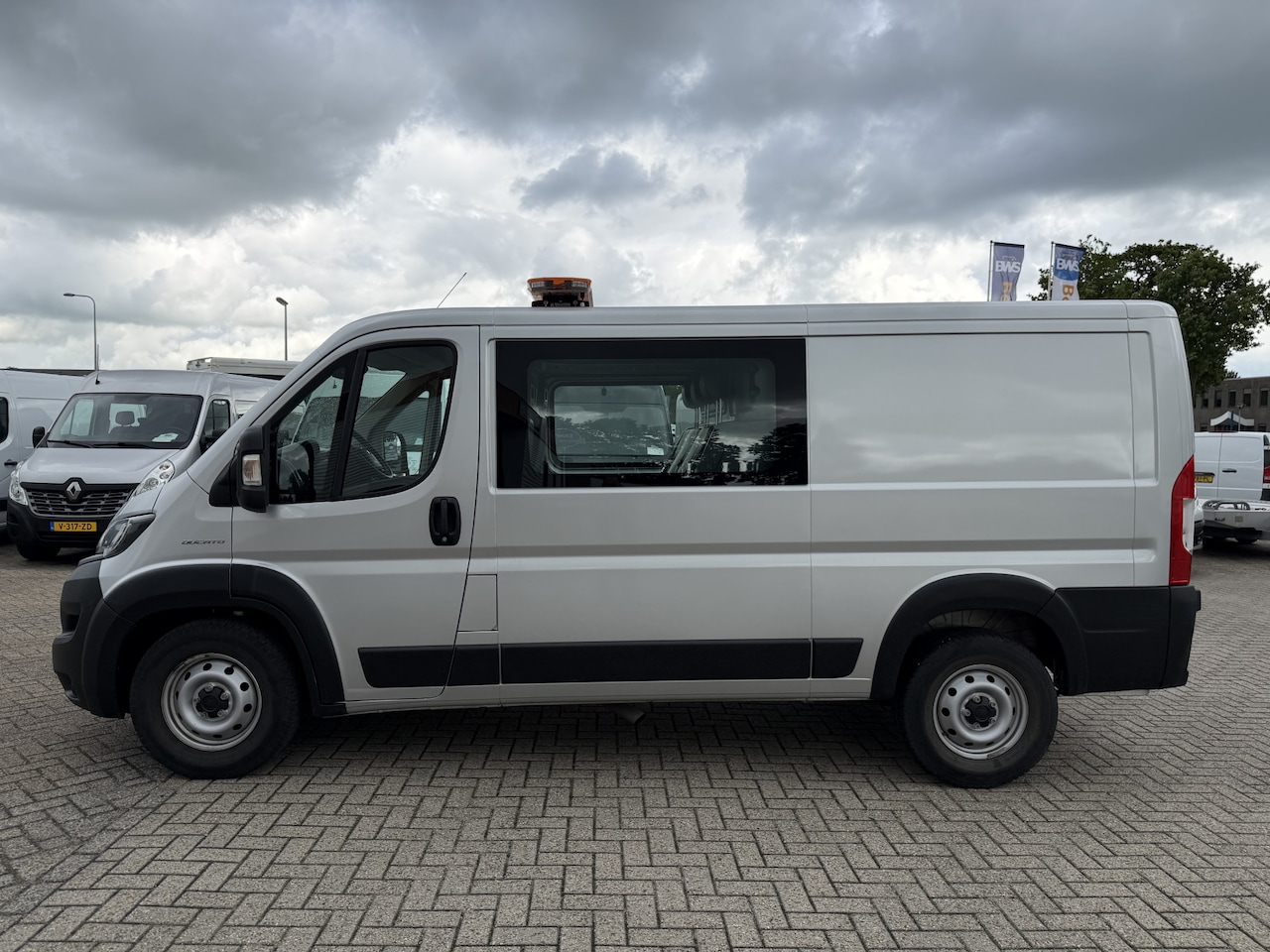 Fiat Ducato - Maxi 35H 2.3 MultiJet 140pk L2H1 DC 5 persoons / vaste prijs rijklaar € 20.950 ex btw / cr - AutoWereld.nl