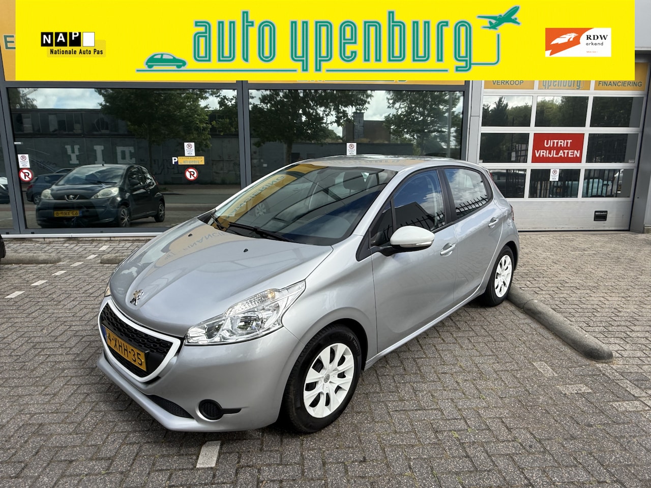 Peugeot 208 - 1.0 VTi LIKE 5-Deurs *AIRCO * 44.533 Km * Cruisecontroll * - AutoWereld.nl
