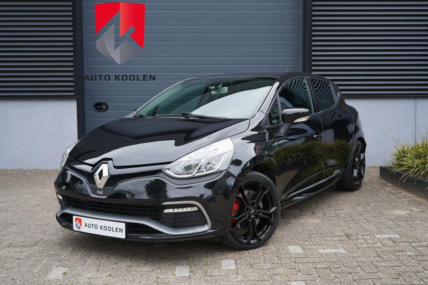 Renault Clio - 1.6 R.S. CUP 200PK Turbo/Keyless/Automaat/Navi - AutoWereld.nl