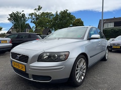 Volvo S40 - 1.8 Momentum 125pk Apk18/11/26, Airco, Cruise, Nap
