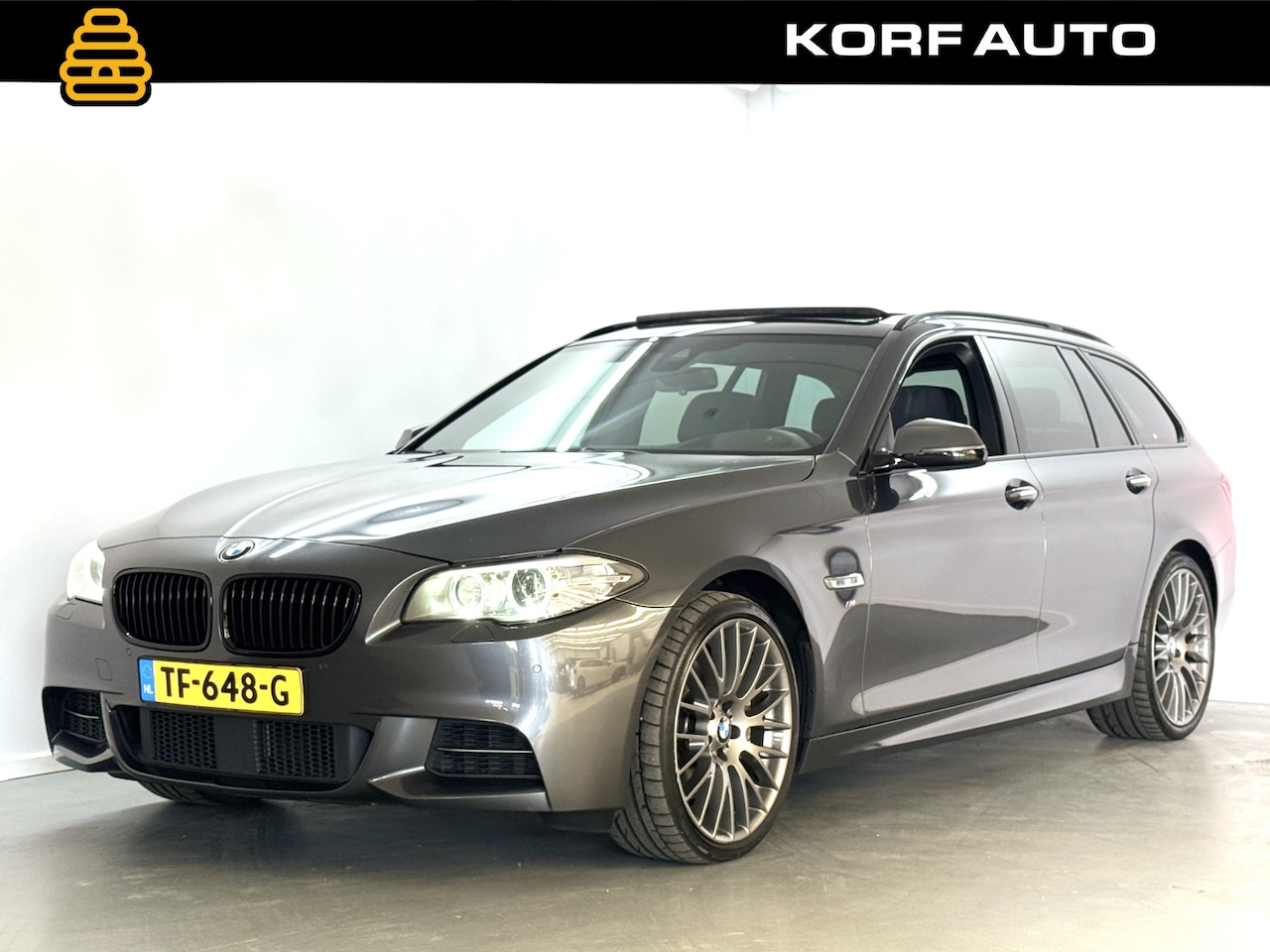 BMW 5-serie Touring - 530xd M sport / Pano / Leder / Memory / Harman/Kardon - AutoWereld.nl