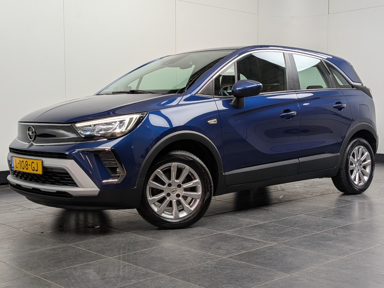 Opel Crossland - 1.2 Turbo Elegance |1e Eigenaar! | Dealer Onderhouden! | Trekhaak | AGR | LED | Navi | Cli - AutoWereld.nl