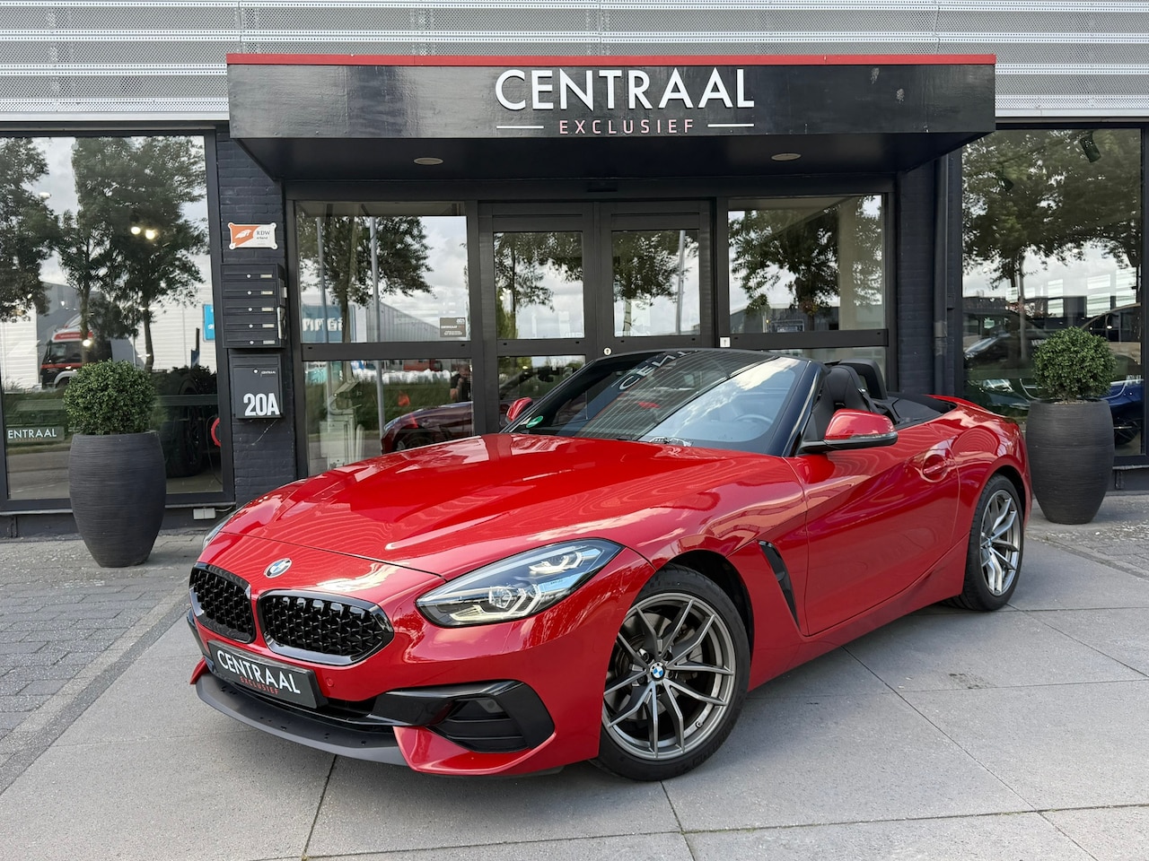 BMW Z4 Roadster - SDrive20i High Exe Leder|Carplay|Keyless - AutoWereld.nl