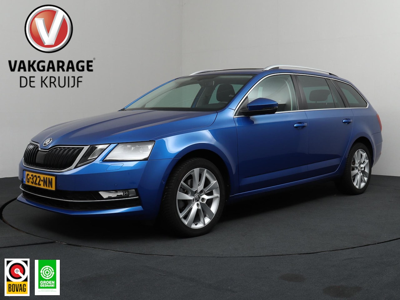 Skoda Octavia Combi - 1.5 TSI Greentech Business Edition Plus | Schuif-Kantel dak | Camera | Trekhaak! - AutoWereld.nl