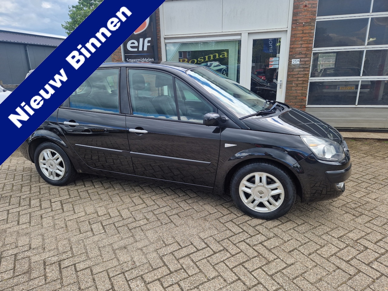 Renault Grand Scénic - 1.6-16V "Tech Line" Clima - Cruise - Navi - Trekhaak - Pano-dak - Apk 04-06-2027 !! - AutoWereld.nl