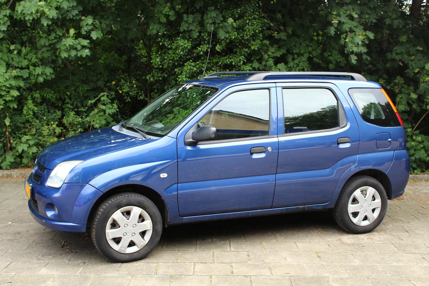 Suzuki Ignis - 1.3-16V GLS APK nieuw, trekhaak, cv afst.bed.mistlampen enz. - AutoWereld.nl