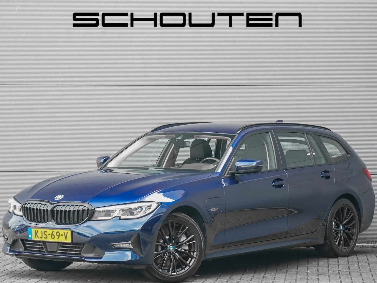 BMW 3-serie Touring - 330e ACC Laser HUD Keyless Camera 18" - AutoWereld.nl