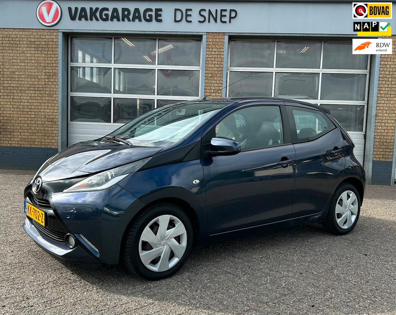 Toyota Aygo - 1.0 VVT-i x-play 1.0 VVT-i x-play - AutoWereld.nl