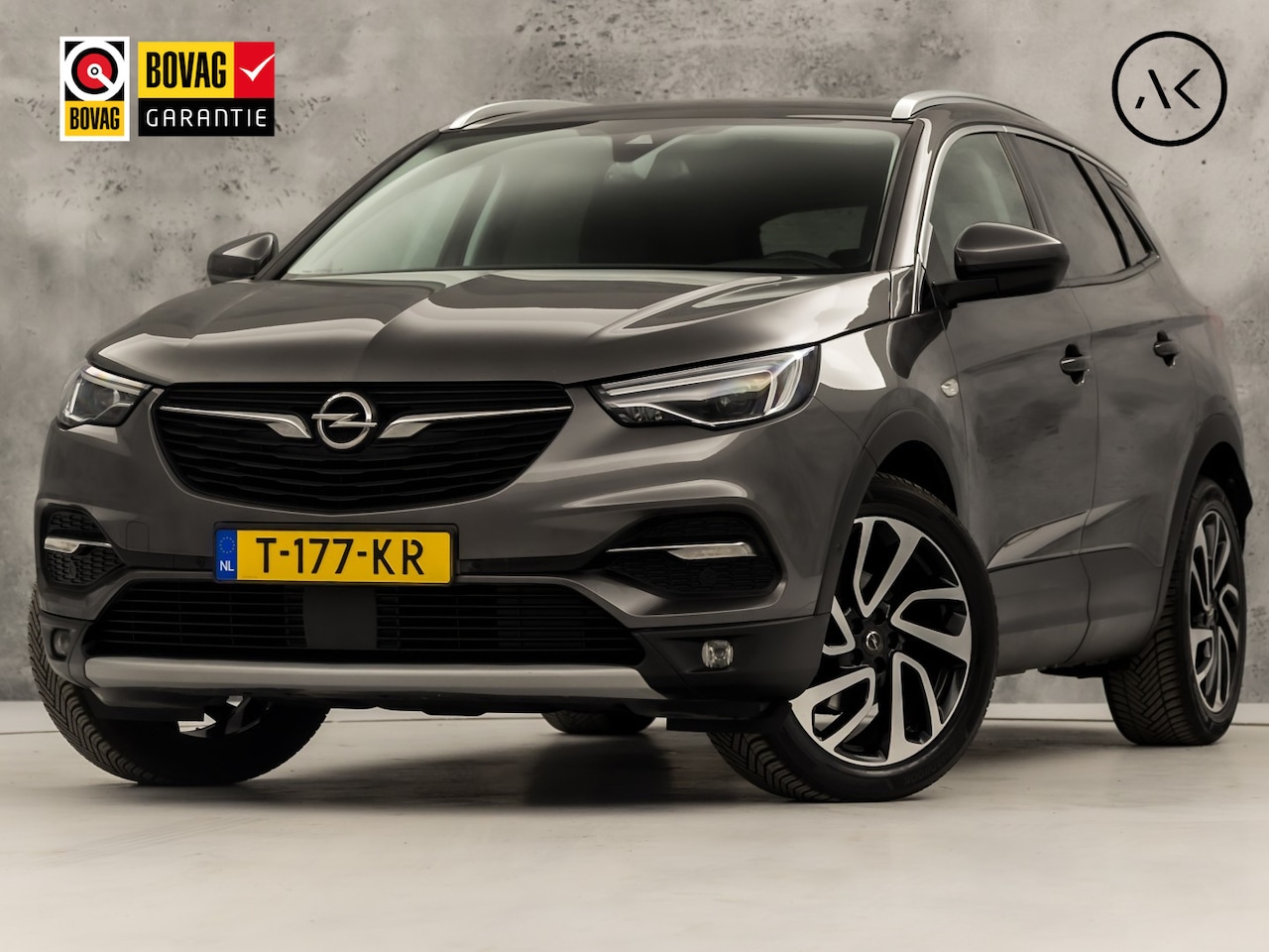 Opel Grandland X - 1.2 Turbo Innovation Automaat (APPLE CARPLAY, GROOT NAVI, CLIMATE, SPORTSTOELEN, GETINT GL - AutoWereld.nl