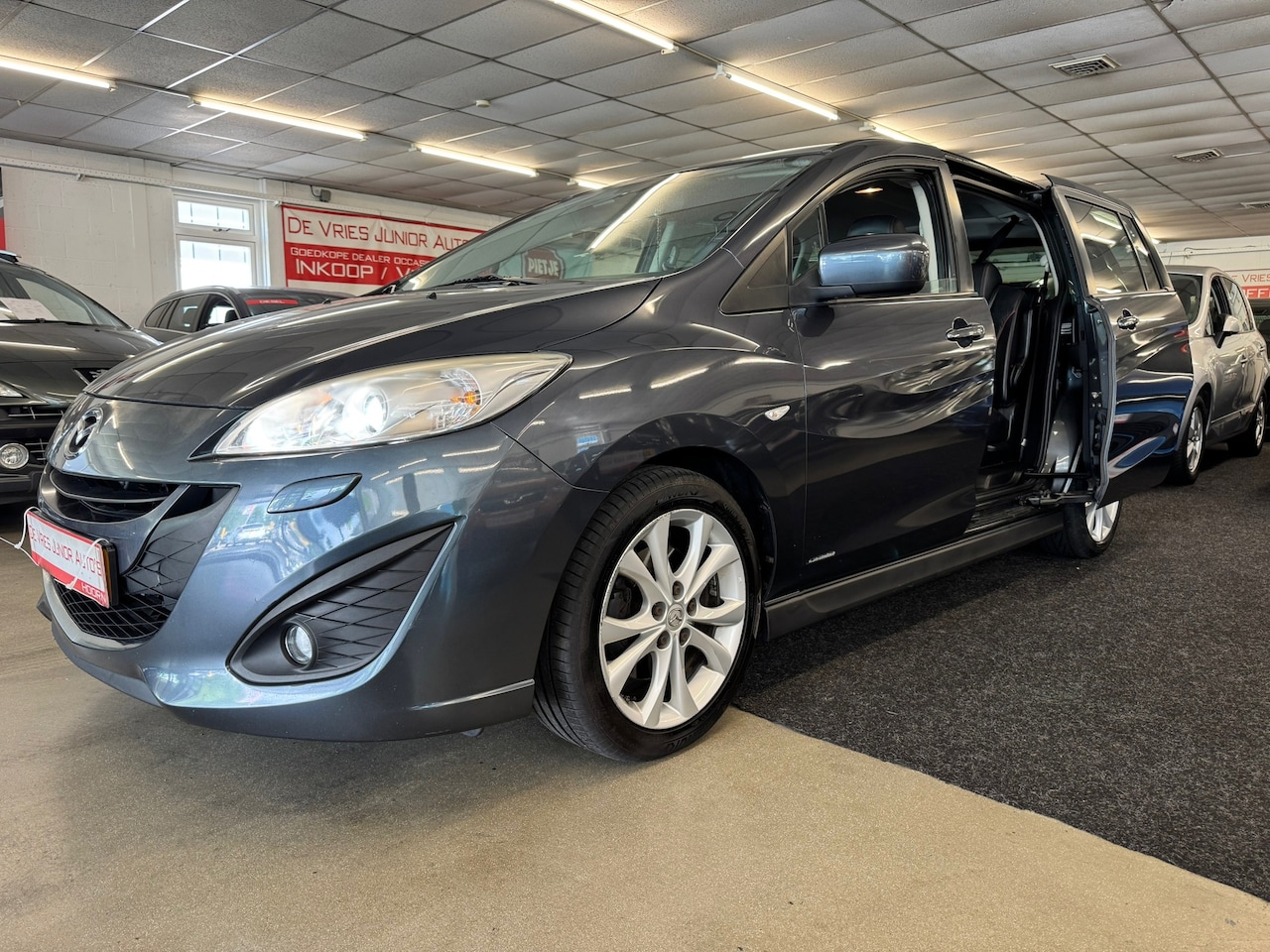 Mazda 5 - 2.0 GT-M. 7Persoons, PDC, Carplay, elec. schuifdeuren en netjes onderhouden! - AutoWereld.nl