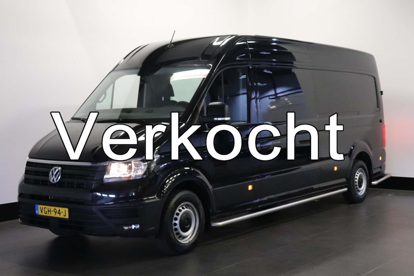 Volkswagen Crafter - 2.0 TDI L4H3 EURO 6 - Airco - Cruise - Camera - € 17.900,- Excl. - AutoWereld.nl