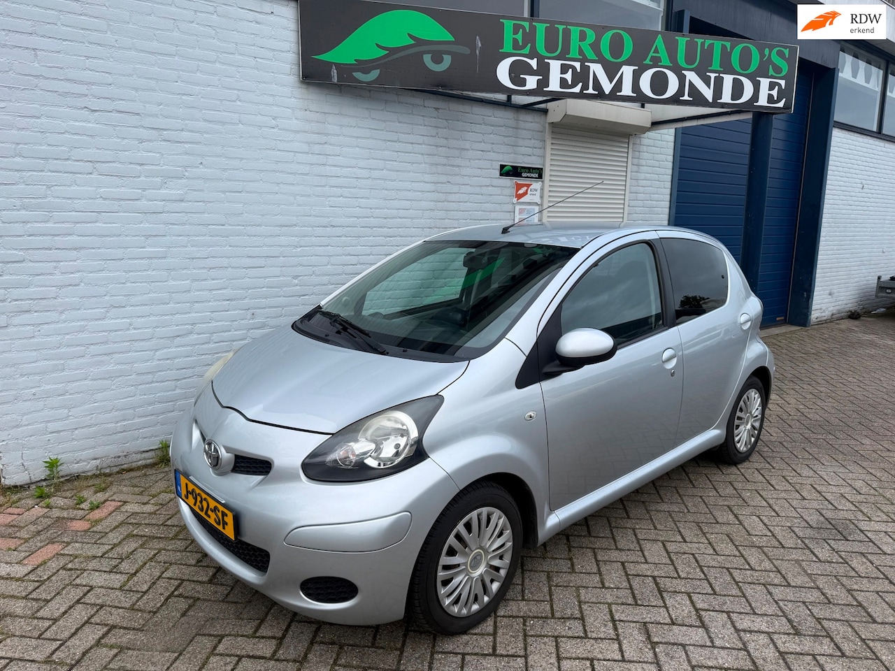 Toyota Aygo - 1.0-12V Comfort NAVIGATIE AIRCO ELECTRA PAKKET - AutoWereld.nl