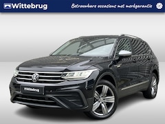 Volkswagen Tiguan - 1.5 TSI Life Business / 7 Persoons / Digitale Cockpit / Trekhaak / Achteruitrijcamera / Pa
