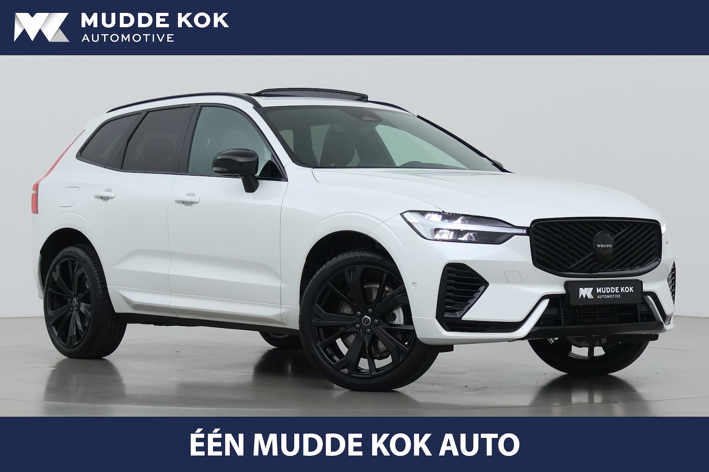 Volvo XC60 - T8 Plug-in hybrid Plus Black Edition | ACC | Panoramadak | 360° Camera | Head-Up | Harman/ - AutoWereld.nl