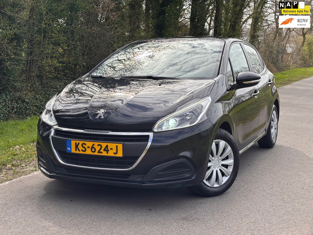 Peugeot 208 - 1.2 PureTech Active Airco Cruise controle Navi |MOTOR KAPOT| - AutoWereld.nl