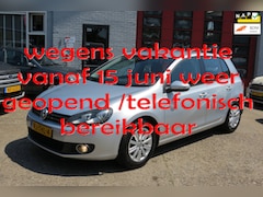 Volkswagen Golf - 1.2 TSI Comfortline BlueMotion , AUTOMAAT , Cr Contr , PDC . Navi