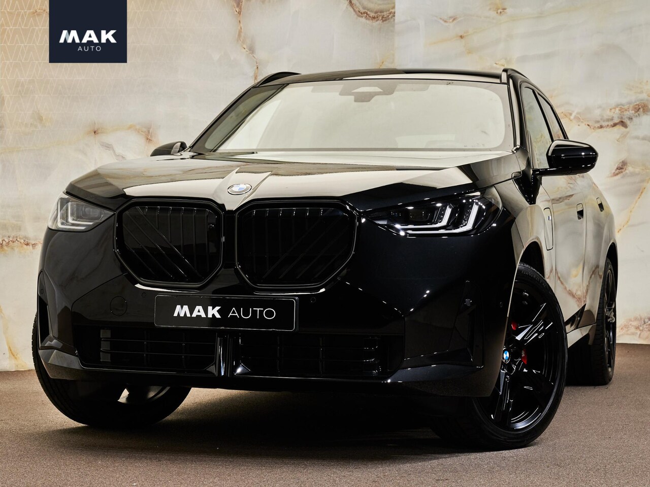 BMW X3 - 30e xDrive M Sport Pro , pano, 21", tr.haak, H/K, HUD, 360° camera, keyless, shadow line - AutoWereld.nl