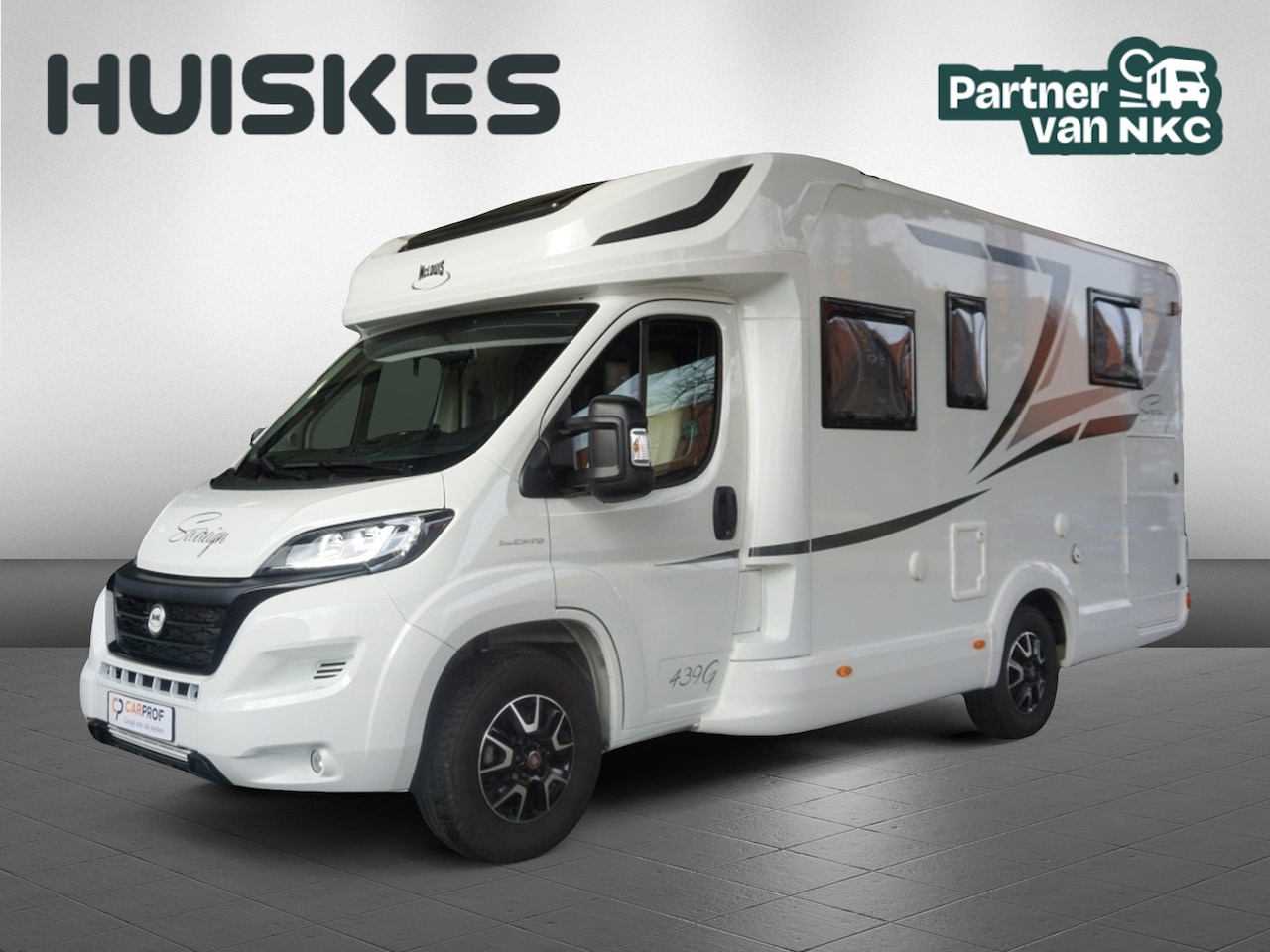 Fiat Ducato - Mc Louis Sovereign 439G 140PK lengte bedden met hefbed - AutoWereld.nl