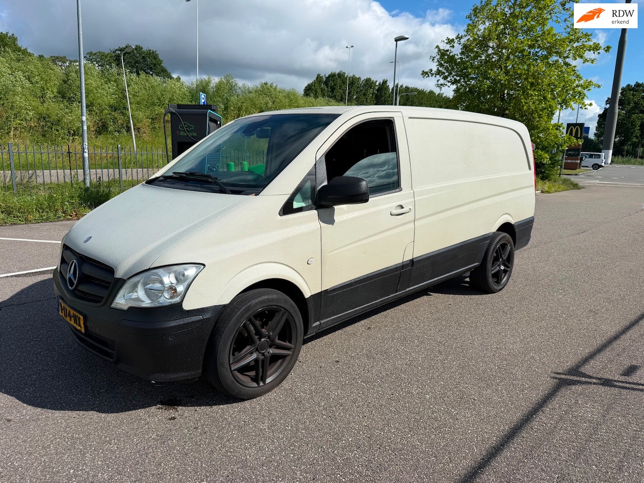 Mercedes-Benz Vito - 122 CDI 320 Lang DC Luxe!AIRCO!ELECTRISH RAAM&SPIEGEL!PARKEERSNESOR VOOR&ACHTER!EURO 5!AUT - AutoWereld.nl