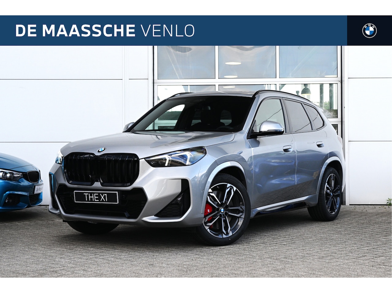 BMW X1 - sDrive20i M Sport Automaat / Panoramadak / Trekhaak / Sportstoelen / M Adaptief onderstel - AutoWereld.nl