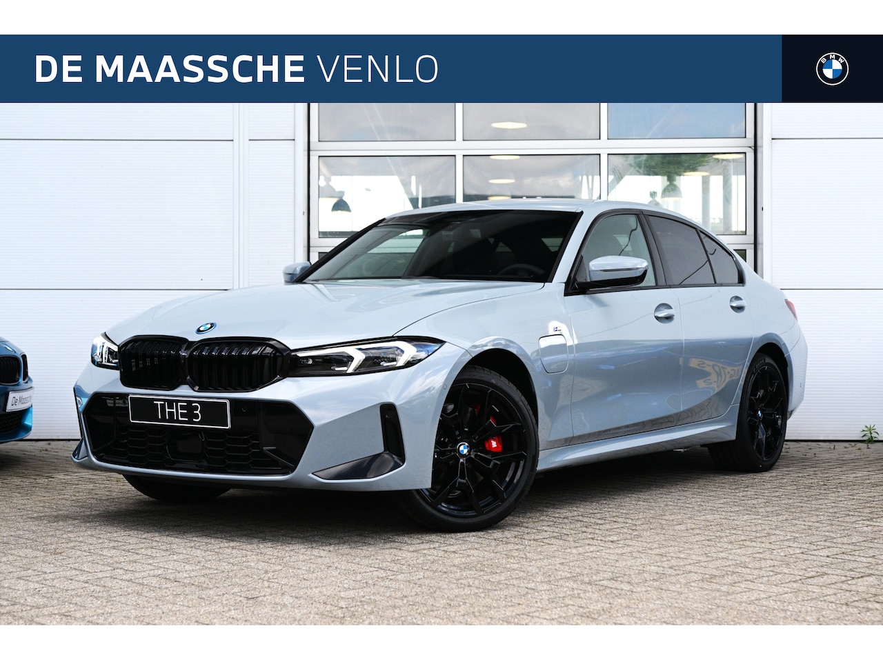 BMW 3-serie - 330e M Sport Automaat / Sportstoelen / Adaptieve LED / Comfort Access / Parking Assistant - AutoWereld.nl