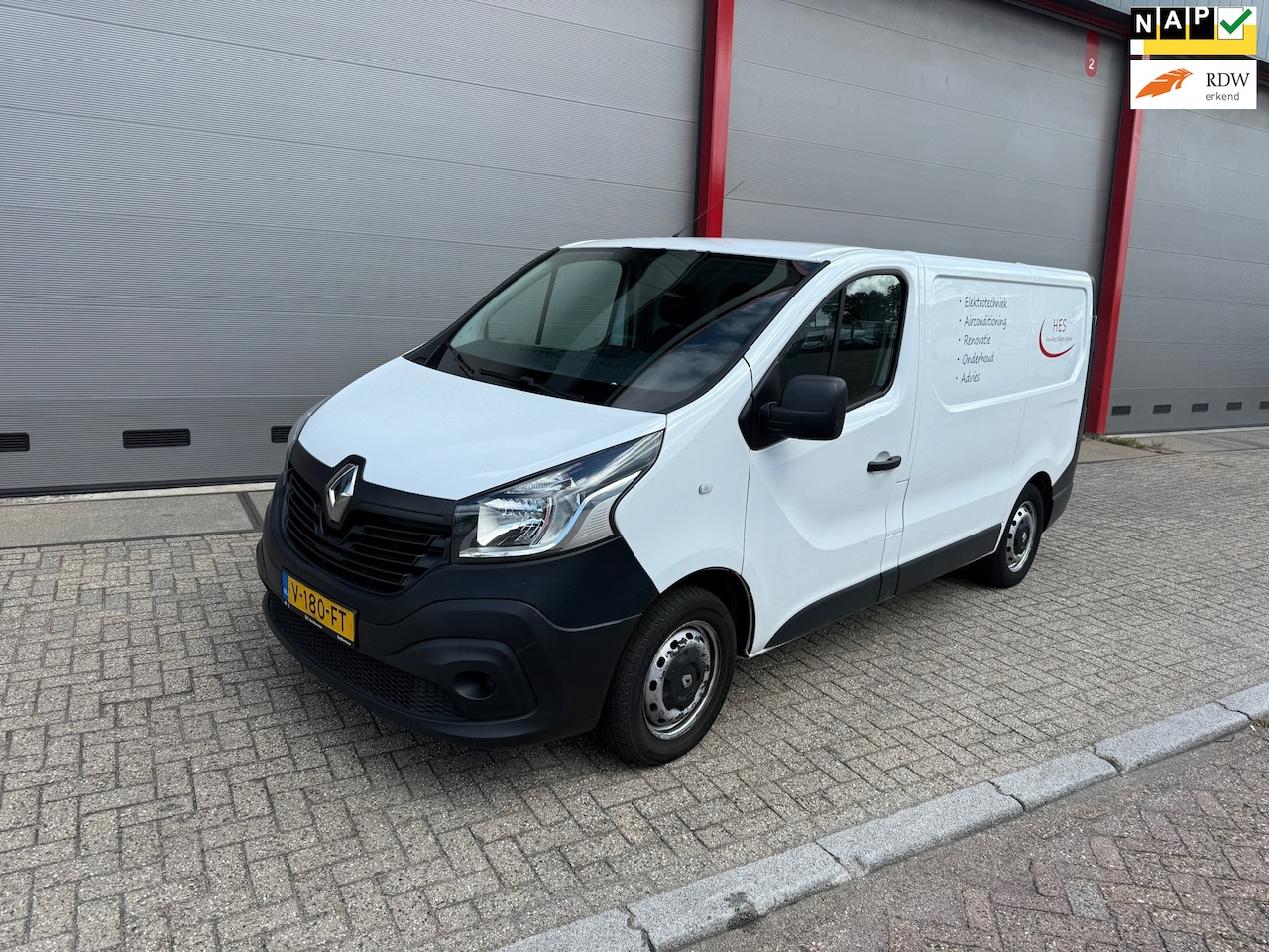 Renault Trafic - 1.6 dCi T27 L1H1 Générique 1.6 dCi T27 L1H1 Générique - AutoWereld.nl