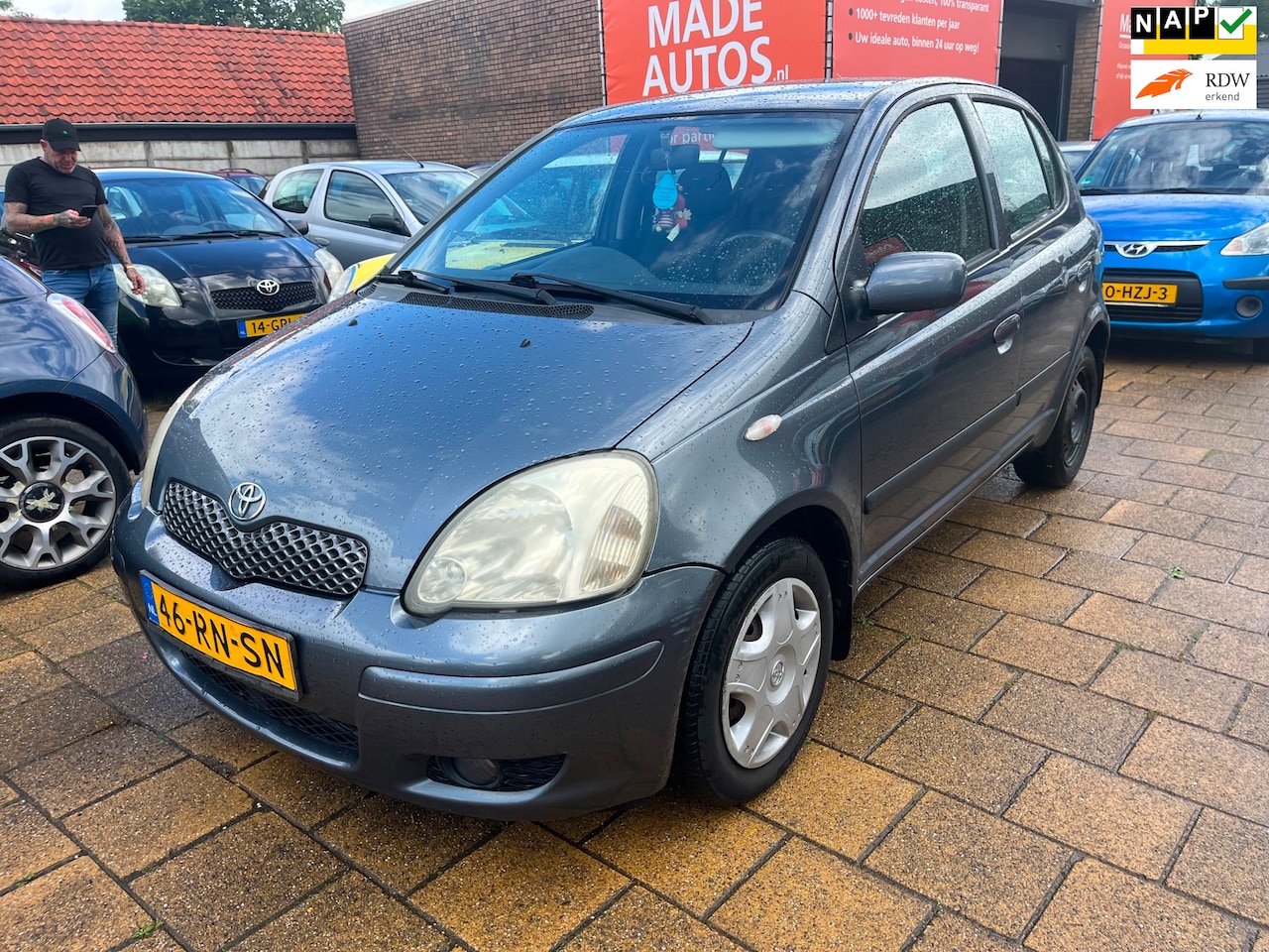 Toyota Yaris - 1.3 VVT-i S-Line / 5drs airco - AutoWereld.nl