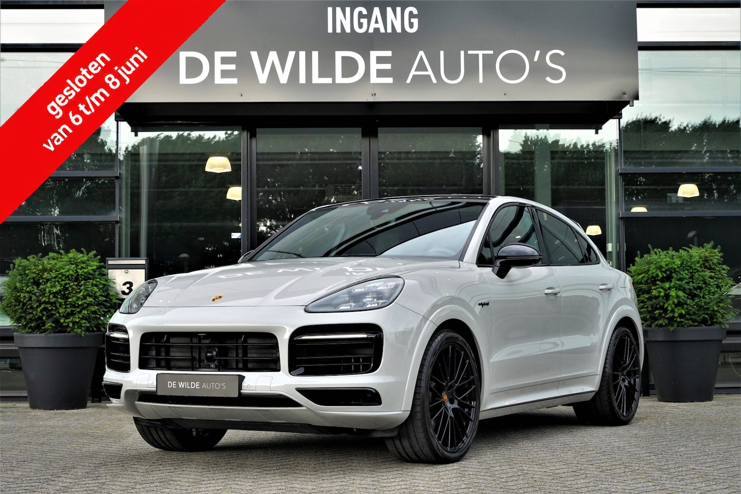 Porsche Cayenne Coupé - 3.0 E-Hybrid SportDesign 462pk Krijt 4-wielbesturing Sportuitlaat Pano 18-weg ACC - AutoWereld.nl