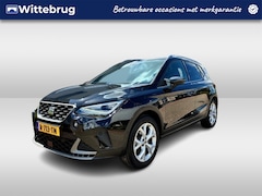 SEAT Arona - 1.0 TSI FR Business Intense / Navi/ Clima/ Camera/ Haak/ 17"inch velgen