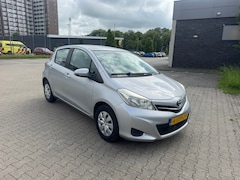 Toyota Yaris - 1.0 VVT-i Now. *22000 km