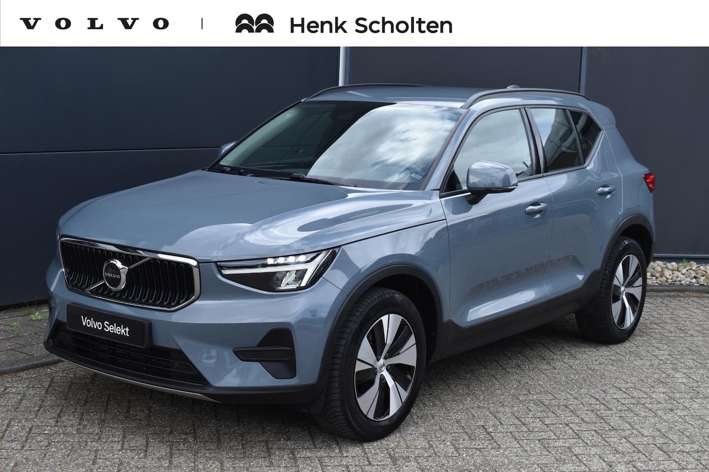 Volvo XC40 - 1.5 T2 Essential | Automaat | Parkeer Camera | Navigatie Systeem | Parkeer Assist Front + - AutoWereld.nl