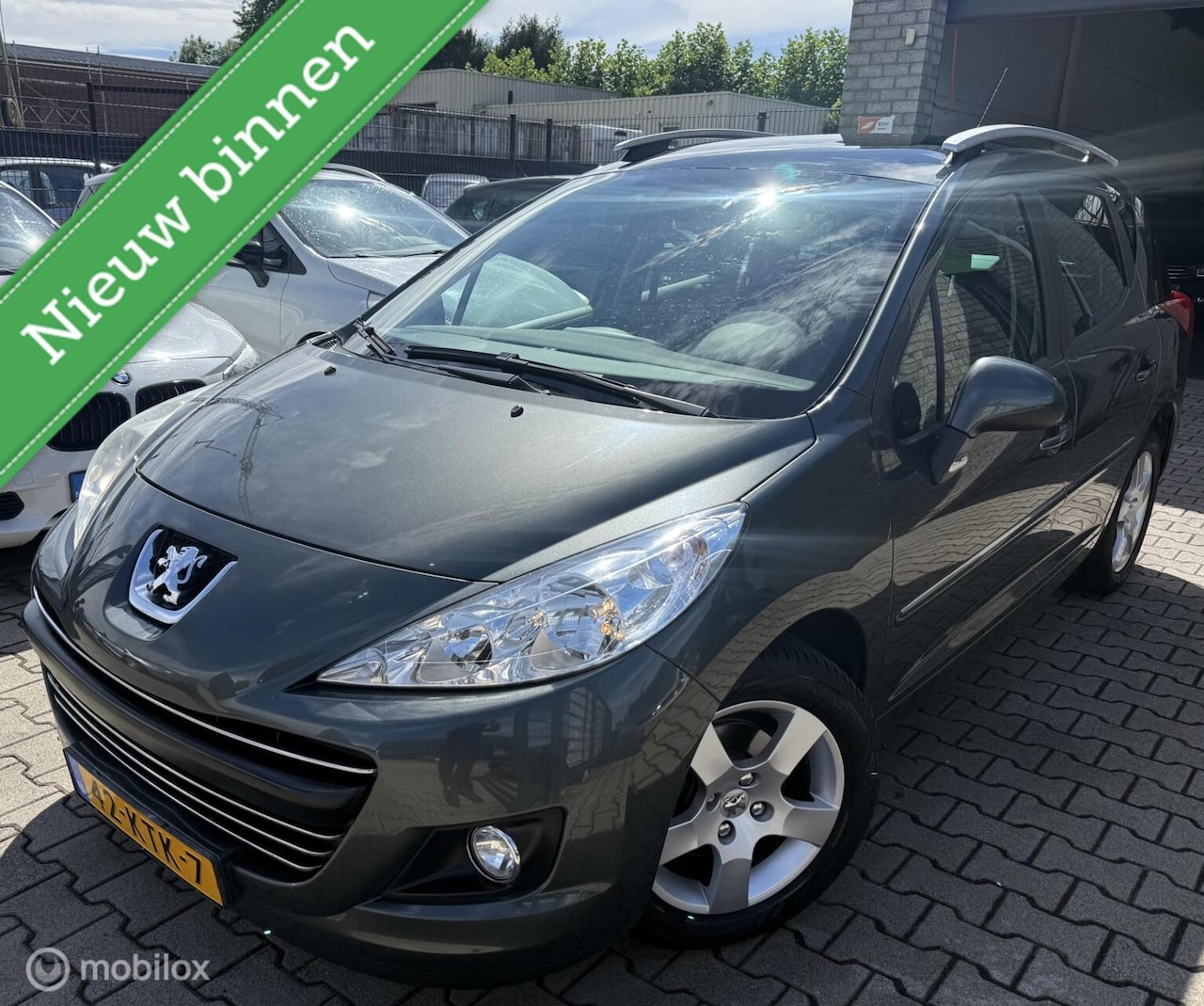 Peugeot 207 SW - 1.6 VTi XS / UNIEK! / 30.000KM / Origineel NL - AutoWereld.nl