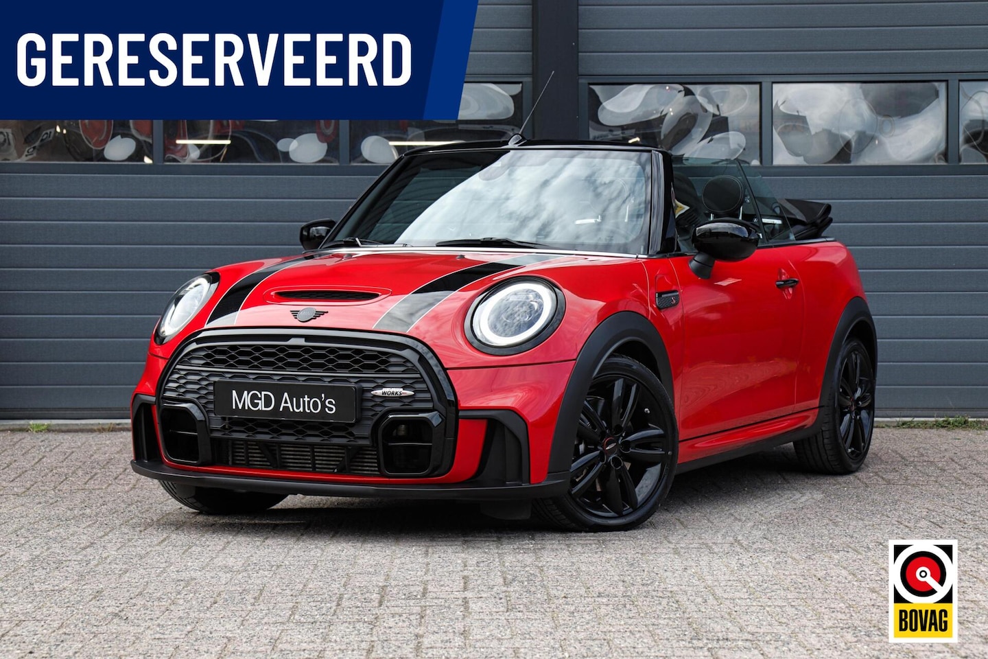 MINI Cabrio - 2.0 Cooper S JCW |LED|CARPLAY|STOELVERW.|CRUISE|KEYLESS|PDC - AutoWereld.nl