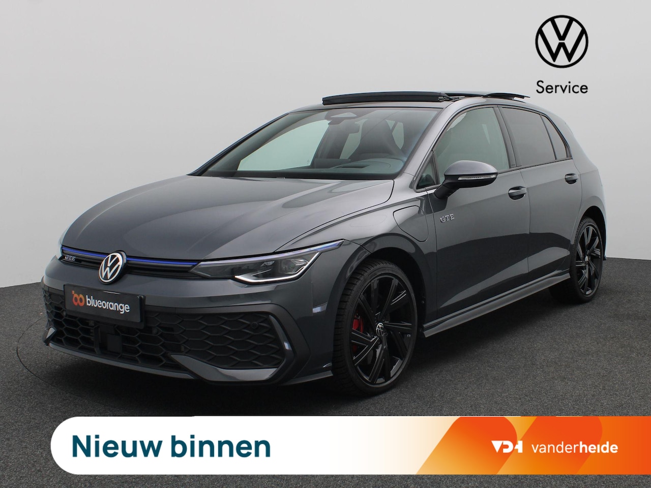 Volkswagen Golf - 1.5 eHybrid GTE 272PK DSG Panoramadak, Trekhaak, Head-Up Display, Side Assist, Matrix-LED - AutoWereld.nl