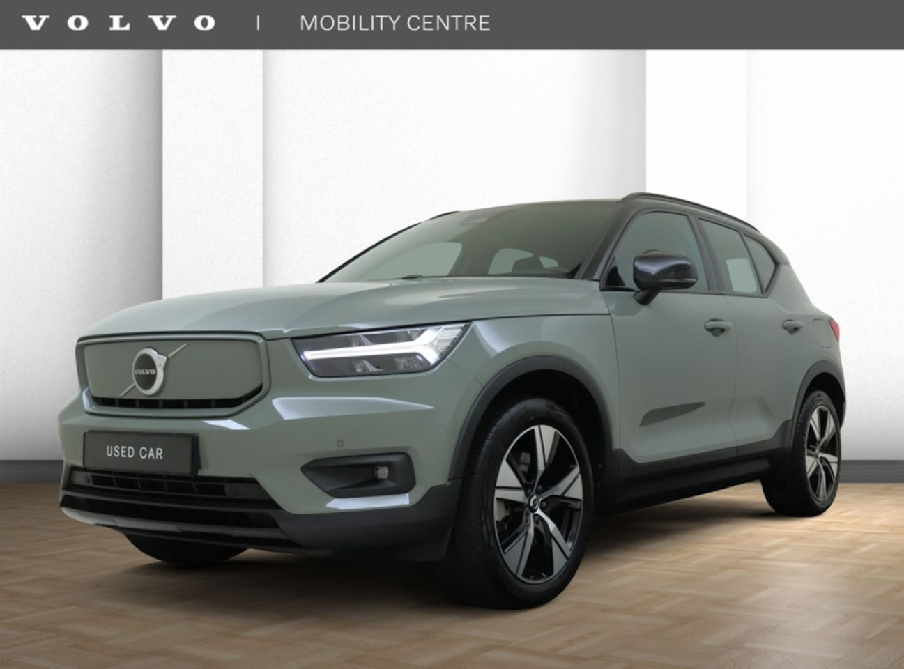 Volvo XC40 - P8 R-Design | Stoel en Stuurverwarming | Dodehoekdetectie | - AutoWereld.nl