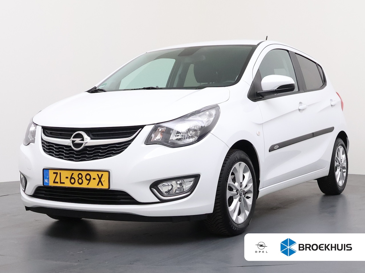 Opel Karl - 1.0 ecoFLEX Innovation / Navigatie / LEDER / Stuur -en Stoelverwarmd / Parkeersensoren / C - AutoWereld.nl