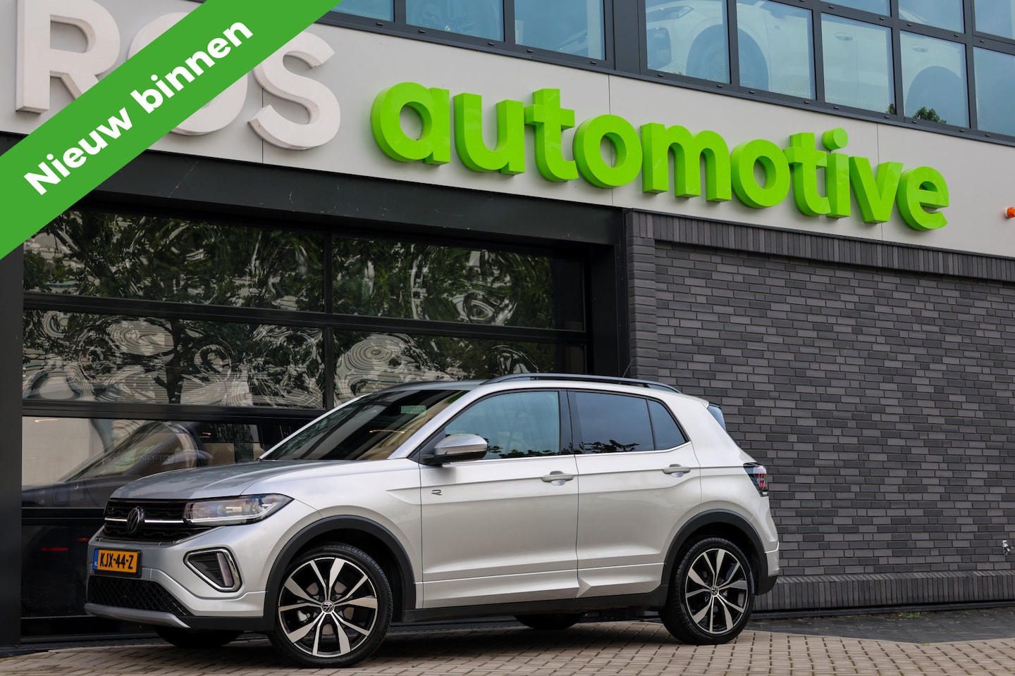 Volkswagen T-Cross - 1.0 TSI R-Line Edition | R-LINE | ACC | IQ LIGHT | CAMERA | 18 INCH | VERLICHTE GRILL | DI - AutoWereld.nl