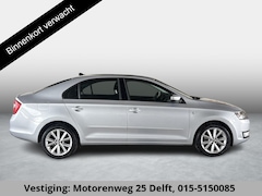 Skoda Rapid - 1.4 TSI AUTOMAAT 120 PK ELEGANCE 100% ONDERHOUDEN NAVIGATIE. STOELVERWARMING