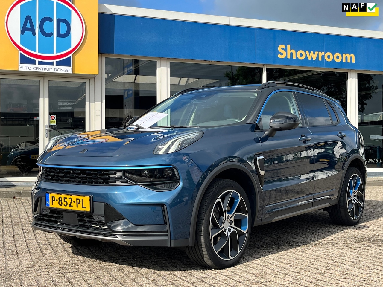 Lynk & Co 01 - 1.5 261pk PHEV 7DCTH | Orig.NL | PanoramaDak | 360 graden Camera | Carplay | - AutoWereld.nl