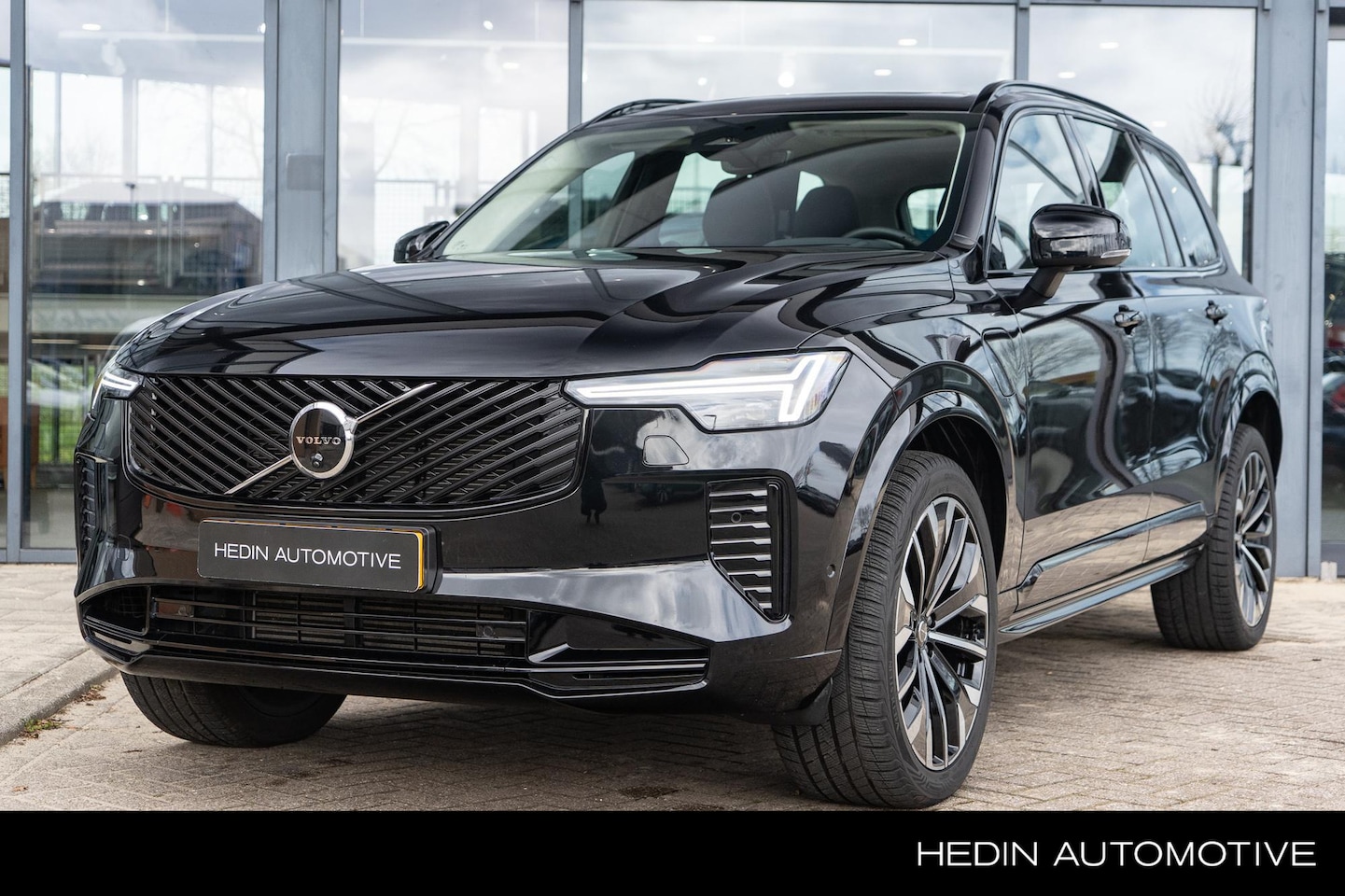 Volvo XC90 - 2.0 T8 Plug-in hybrid AWD Ultra Dark | Luchtvering | Bowers&Wilkins | Trekhaak | Panorama - AutoWereld.nl