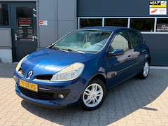 Renault Clio - 1.6-16V Dynamique Luxe | Automaat | Lage KM | Cruise