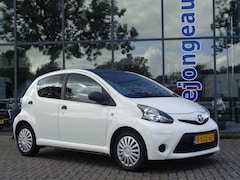 Toyota Aygo - 1.0 VVT-i Comfort Airco Zwart dak Zuinig! Elektrische ramen CV met afstandsbed. NL auto