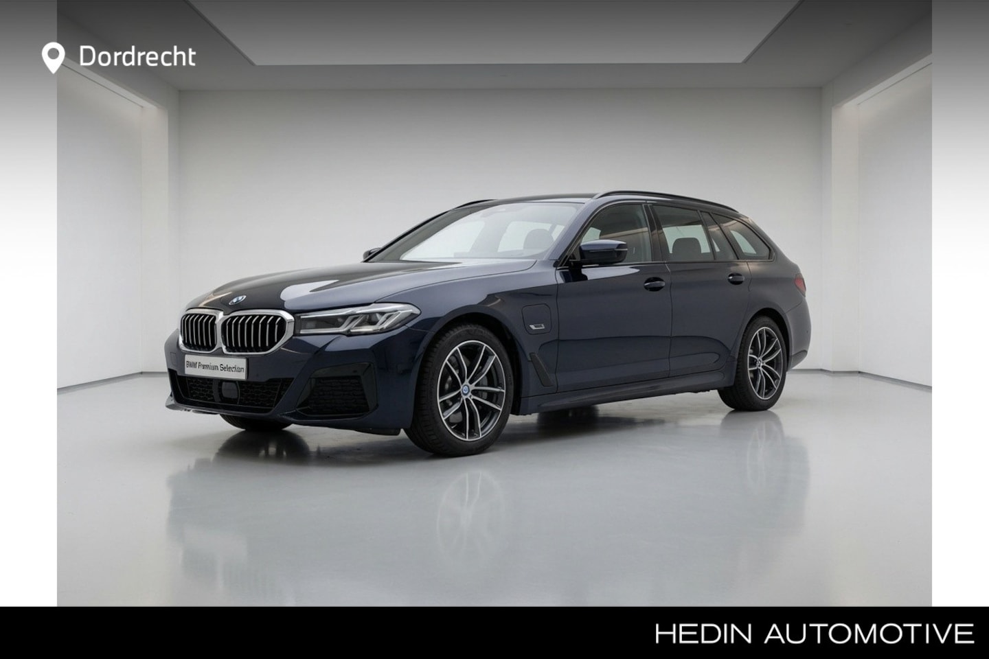 BMW 5-serie Touring - 530e M-Sport | Driving Ass. Pro | Hifi | Head-Up | Camera | Laser | - AutoWereld.nl
