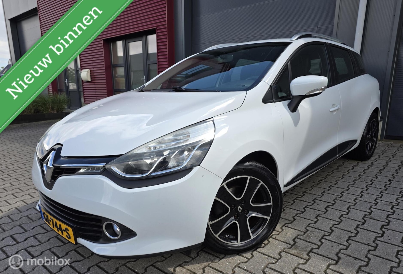 Renault Clio Estate - 1.5 dCi ECO Night & Day /Cruise Control - AutoWereld.nl