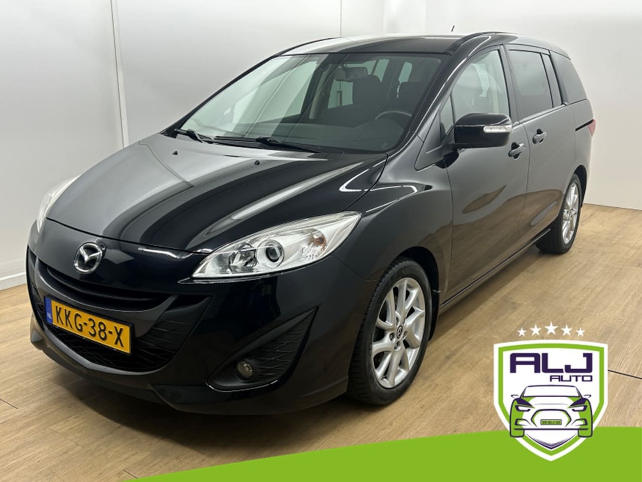Mazda 5 - Occasion 2.0 GT-M | Zwart | Tweedehands 5 | 7-zits | Airco | Cruise | Bluetooth audio | St - AutoWereld.nl