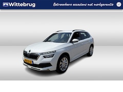 Skoda Kamiq - 1.0 TSI 110pk DSG Sport Business / App. Connect / Climate Controle / Parkeersensoren Achte