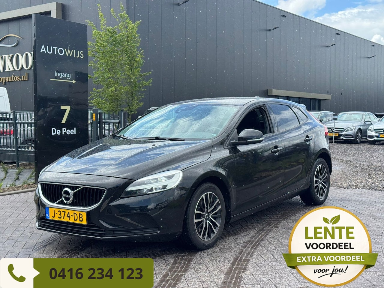 Volvo V40 - 2.0 T3 R-Design|CLIMA|FACELIFT|152PK|NAVI|LED - AutoWereld.nl