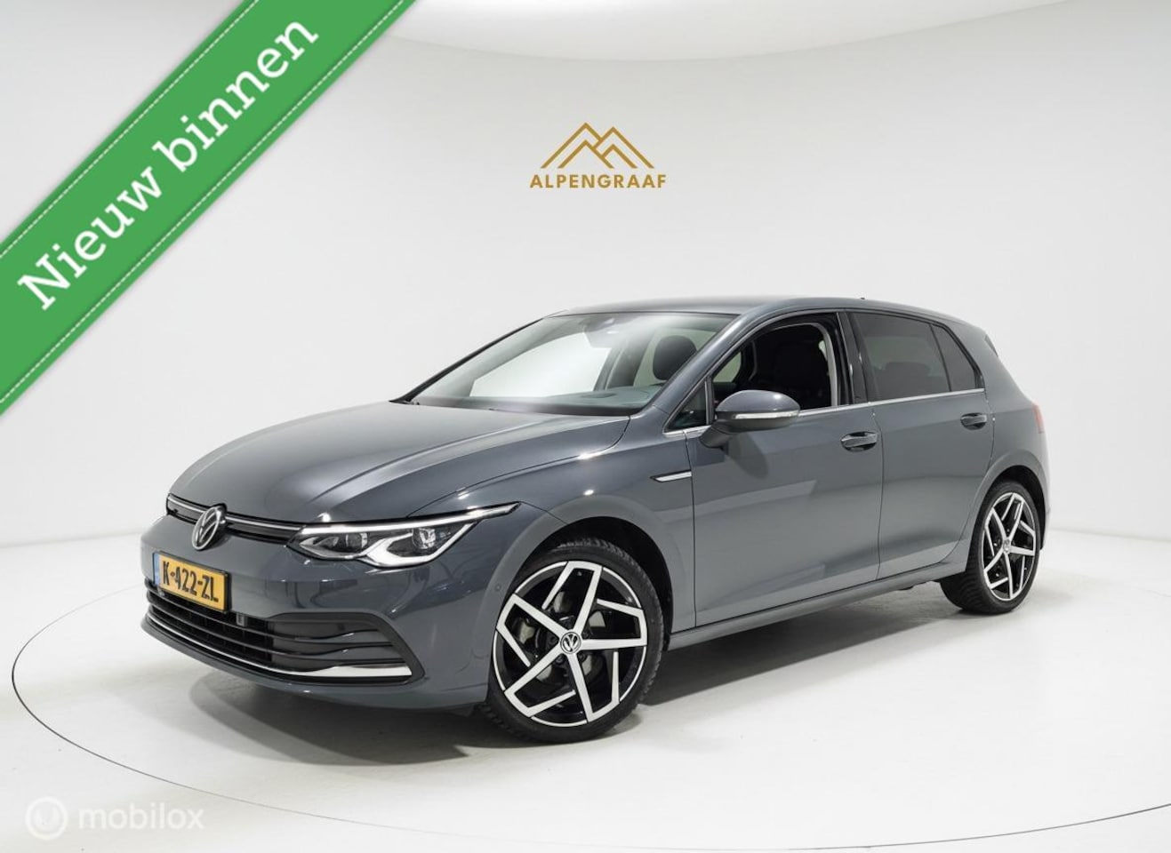 Volkswagen Golf - 1.5 eTSI Style 150PK Head-up|ACC|Camera|Sfeerverlichting|IQ Light|Dynamische Knipperlichte - AutoWereld.nl
